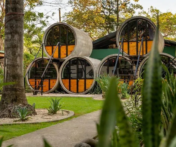 Pipe House Playa Grande