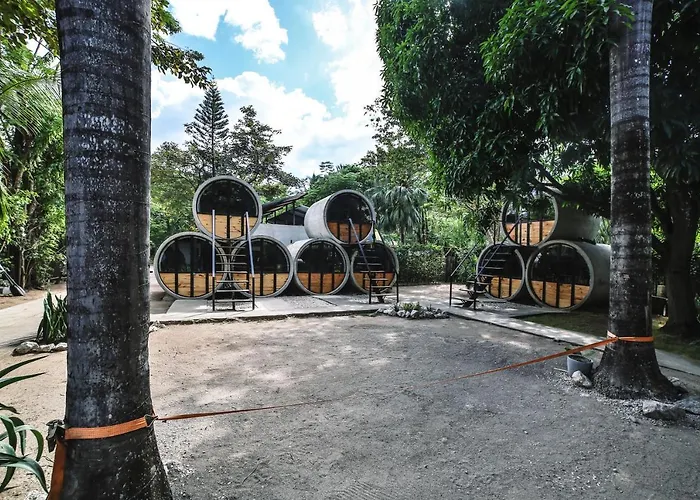 Hostel Pipe House Playa Grande